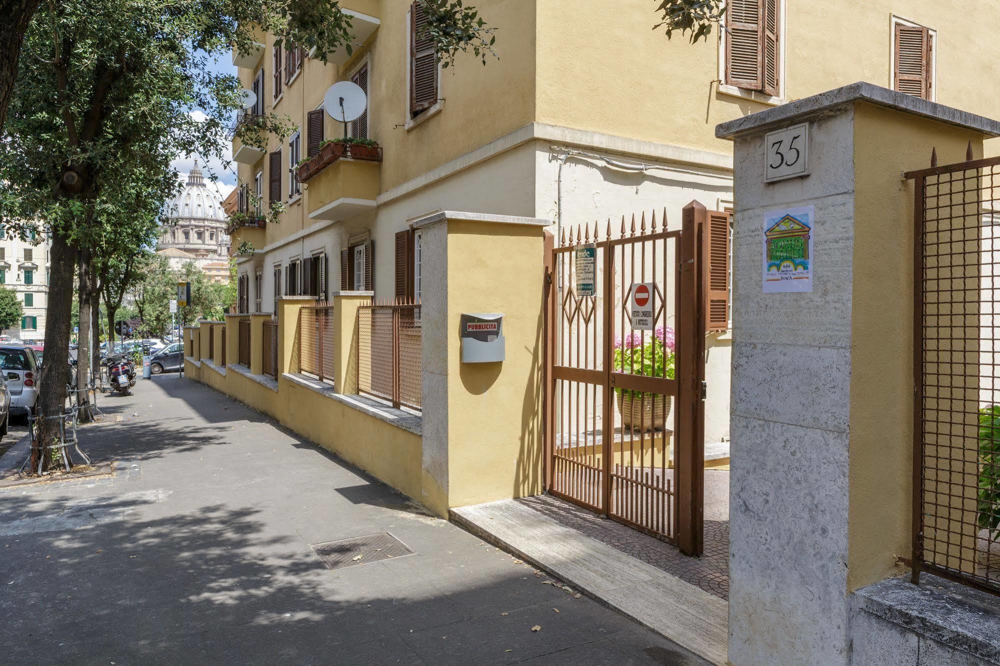 Domus Manlii B&B ローマ エクステリア 写真