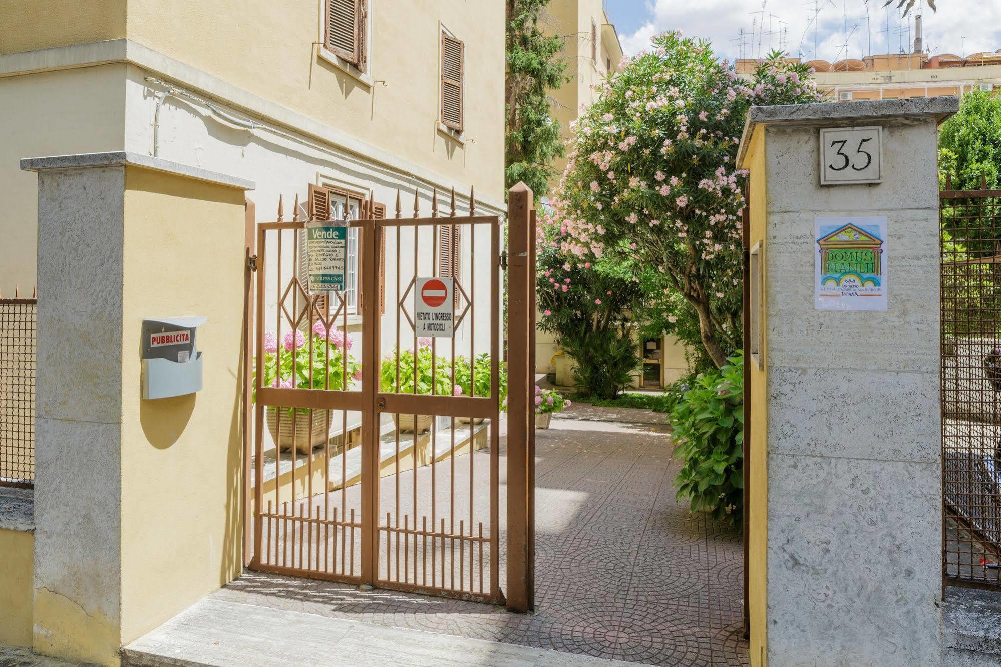 Domus Manlii B&B ローマ エクステリア 写真