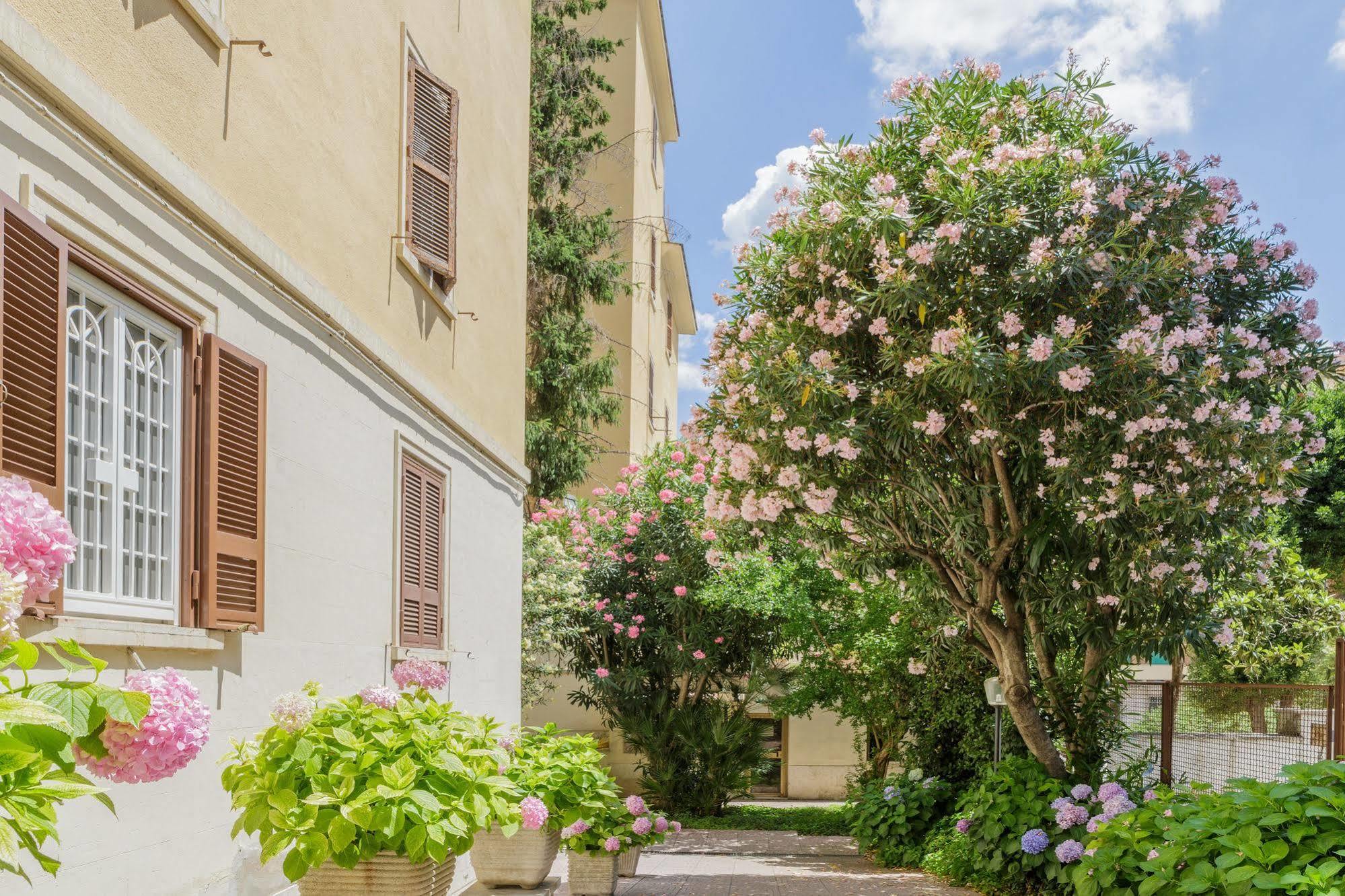 Domus Manlii B&B ローマ エクステリア 写真