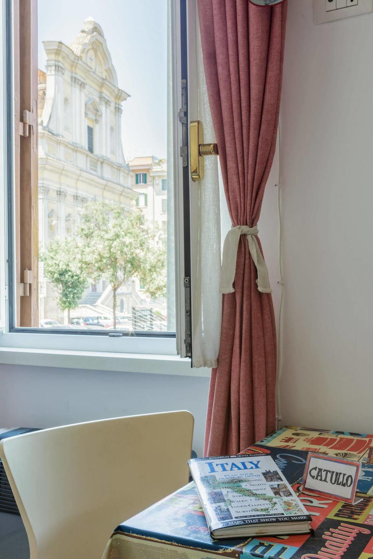 Domus Manlii B&B ローマ エクステリア 写真